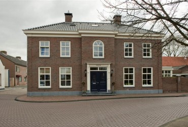 Vrijstaande woning te Klundert